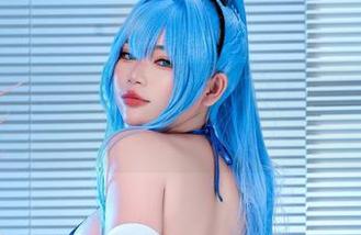 Tiny Asa的高清写真，夏日的NIKKE蝴蝶效应，哎呀，眼福不浅啊！